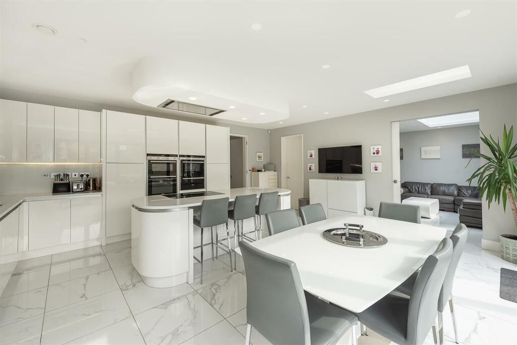 Additional image 2 of Ox Lane, Harpenden