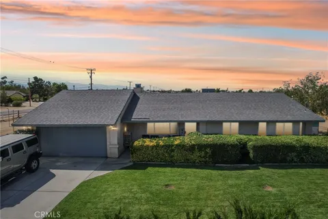 11326 5th Avenue, Hesperia, CA 92345