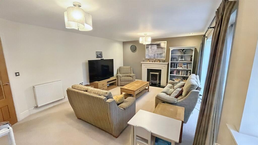 Additional image 5 of Robin Hood Lane, Hall Green