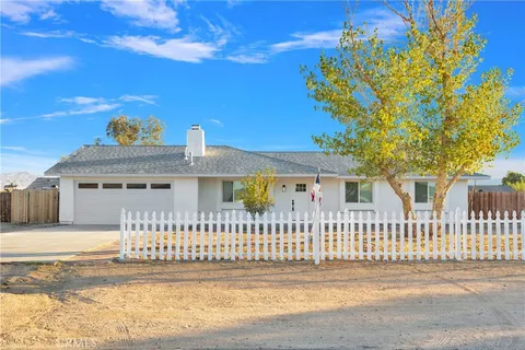 22853 Shawnee Road, Apple Valley, CA 92308