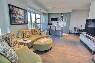 Additional image 3 of 2707-251 Manitoba St