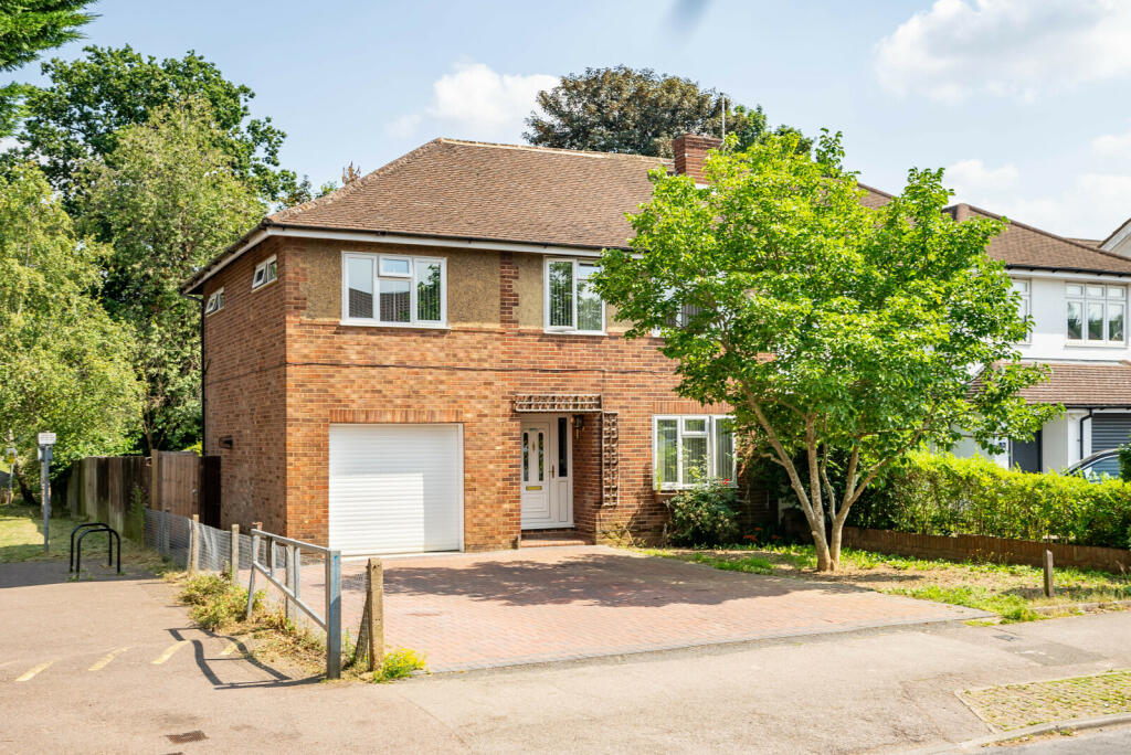 Sherwood Avenue, St. Albans, Hertfordshire, AL4