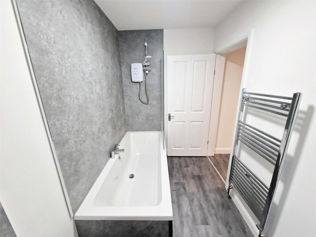 Additional image 4 of St Heliers Road, Northfield, Birmingham, B31