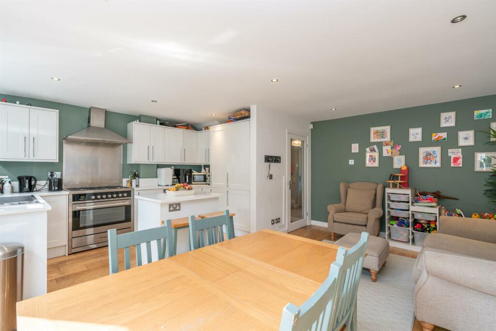 Additional image 9 of Camlet Way, St. Albans