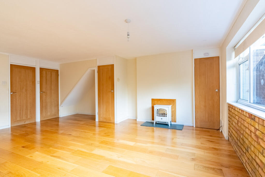 Additional image 13 of Willow Way, Harpenden, Herts, AL5