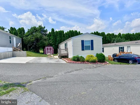 Primary image of 9 Woodland Lane, Mertztown, PA 19539