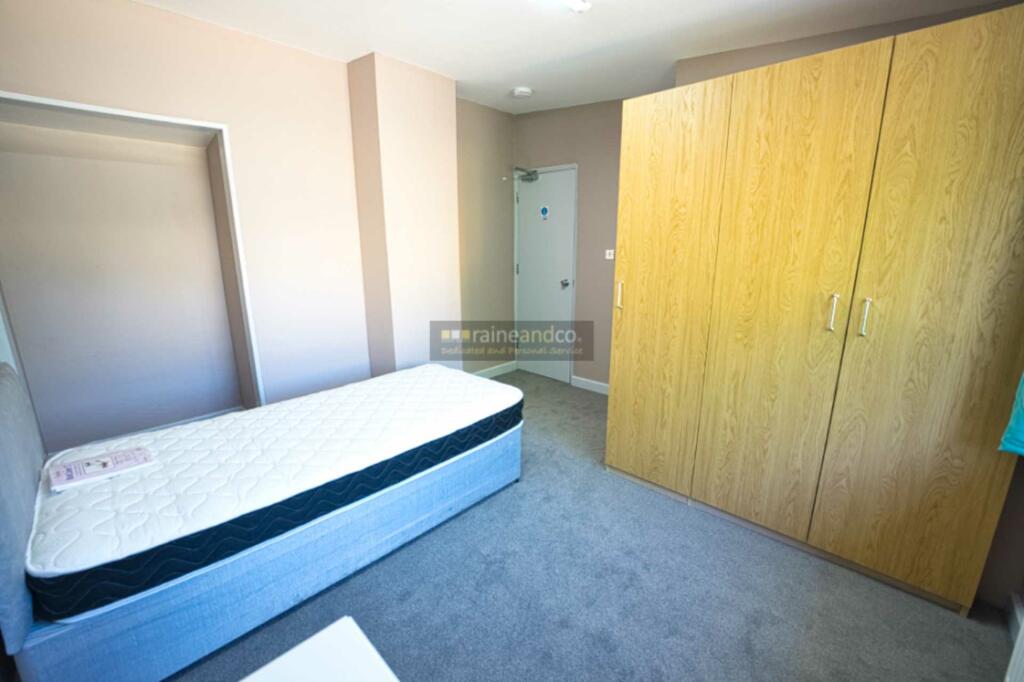 Additional image 15 of Bishops Rise, Hatfield