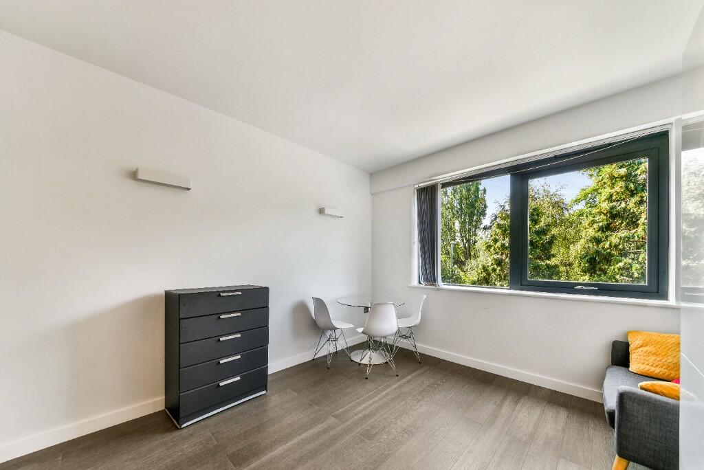 Additional image 5 of Abbott House, Everard Close, St. Albans, Hertfordshire, AL1