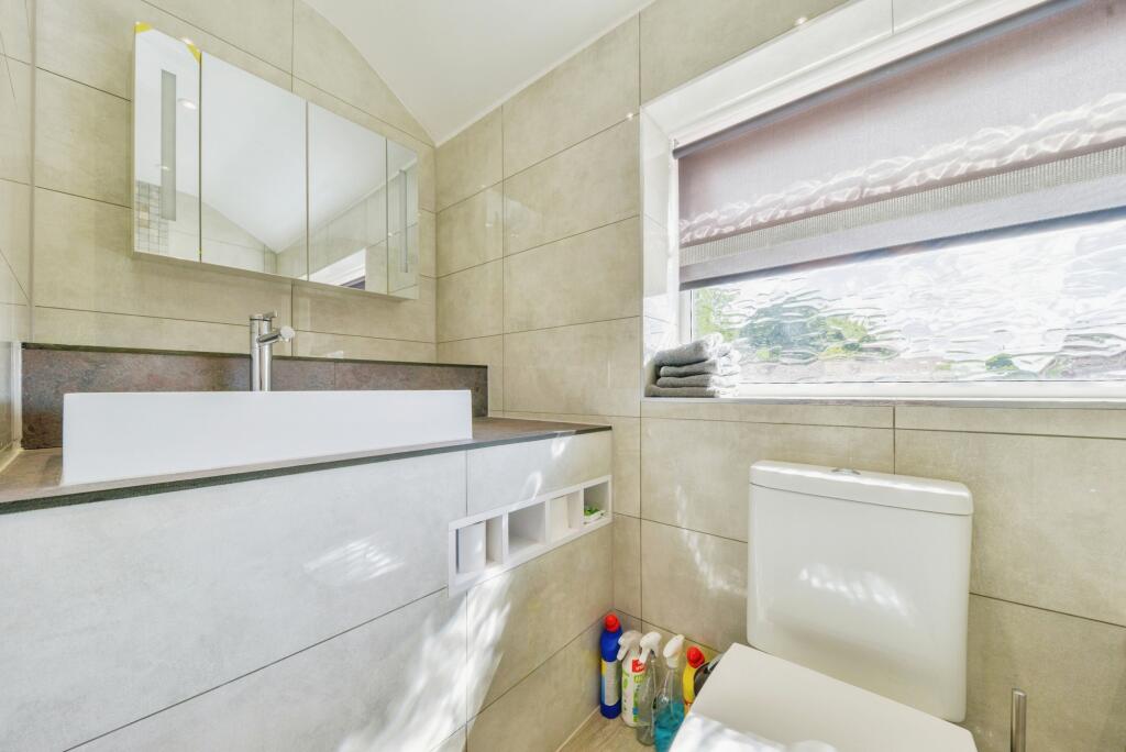 Additional image 13 of Broomleys, St. Albans, AL4