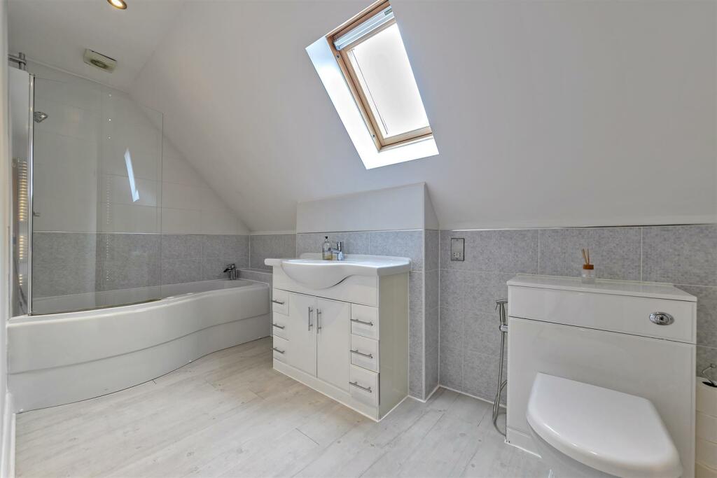 Additional image 17 of Elderberry Close, Bricket Wood, St. Albans