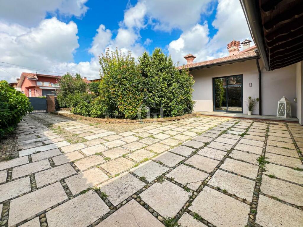 Additional image 3 of Lombardy, Brescia, Italy