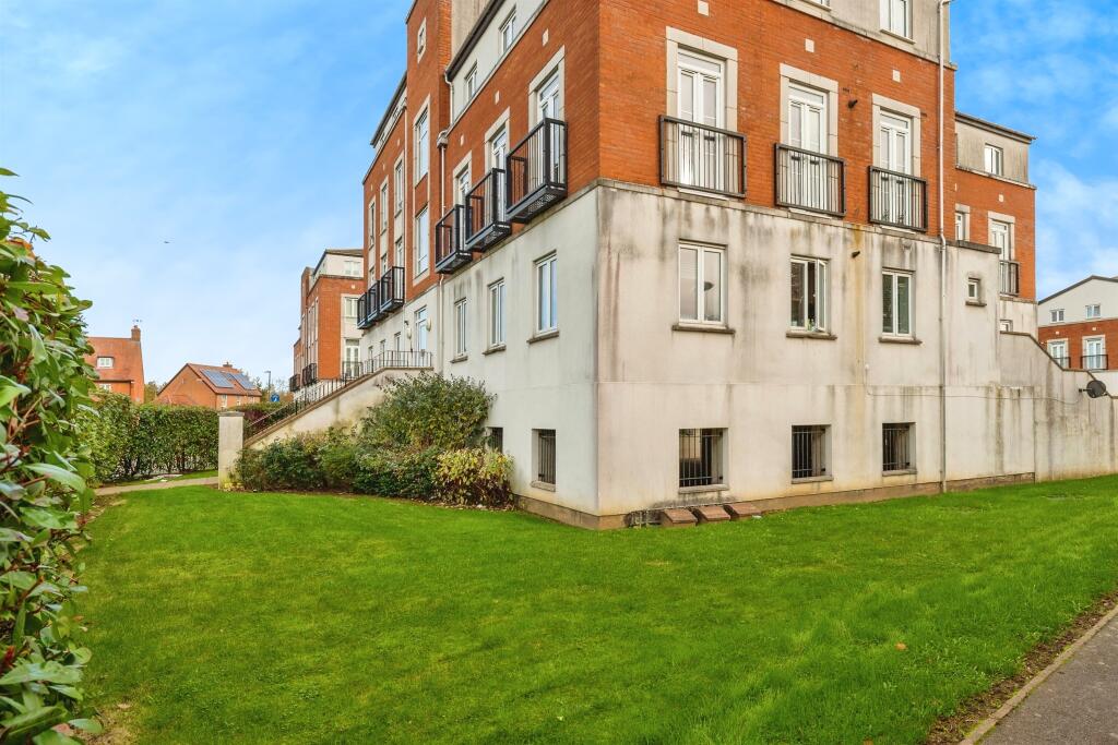 Additional image 17 of Dragon Road, Hatfield