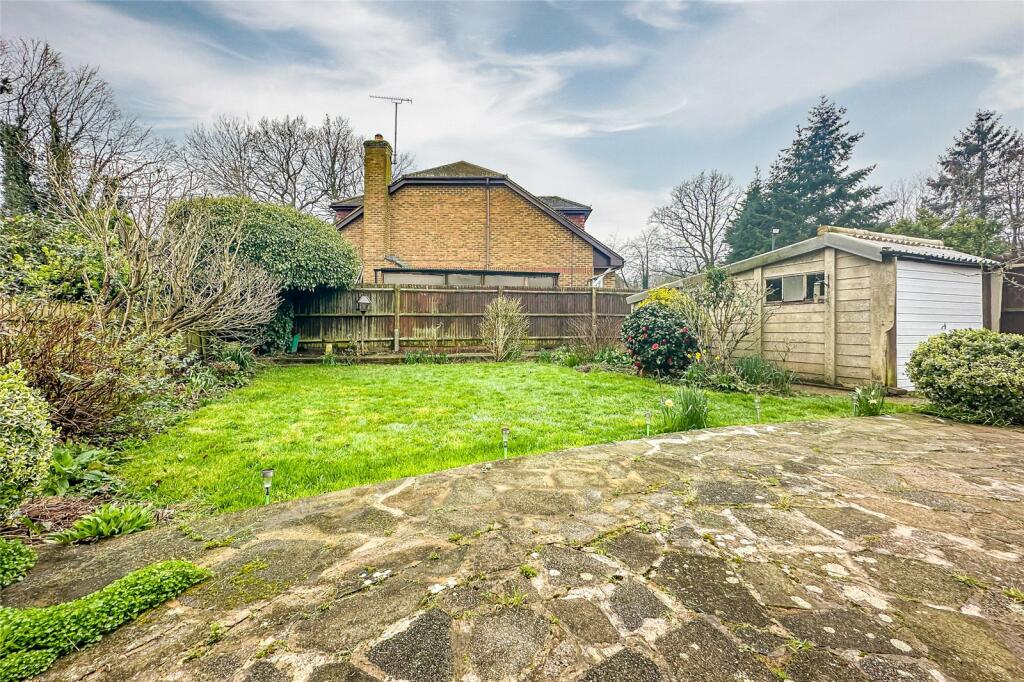 Additional image 21 of Spooners Drive, Park Street, St. Albans, Hertfordshire, AL2