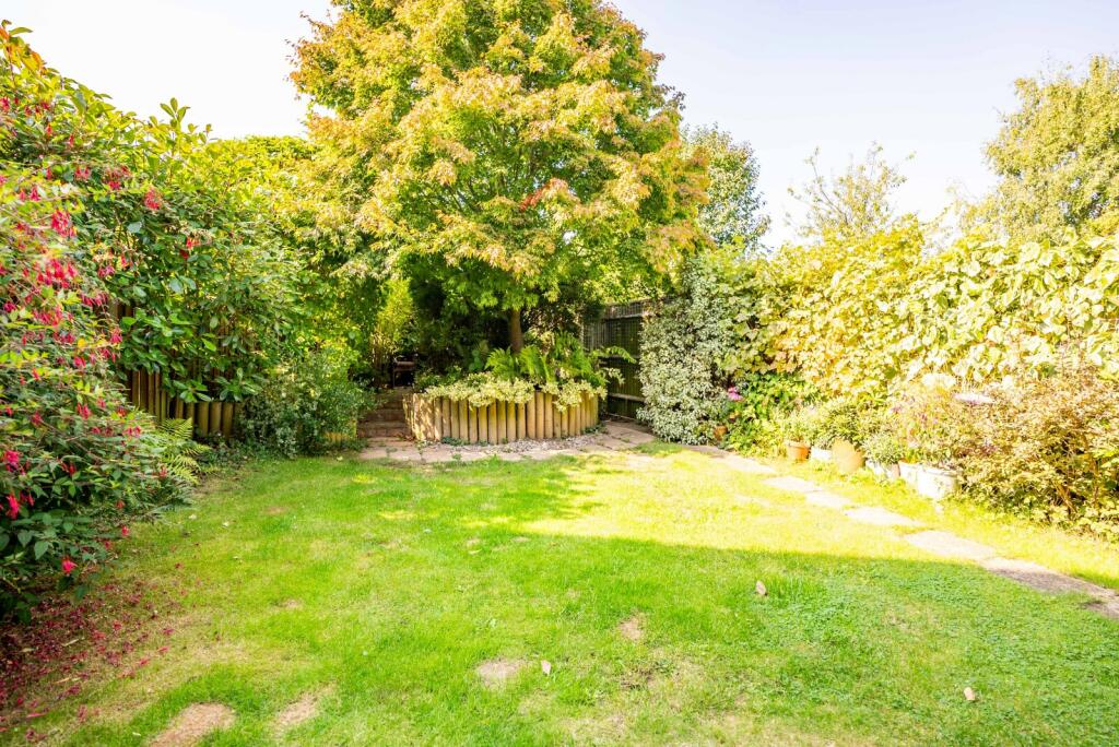 Additional image 17 of Vanda Crescent, St. Albans, Hertfordshire, AL1