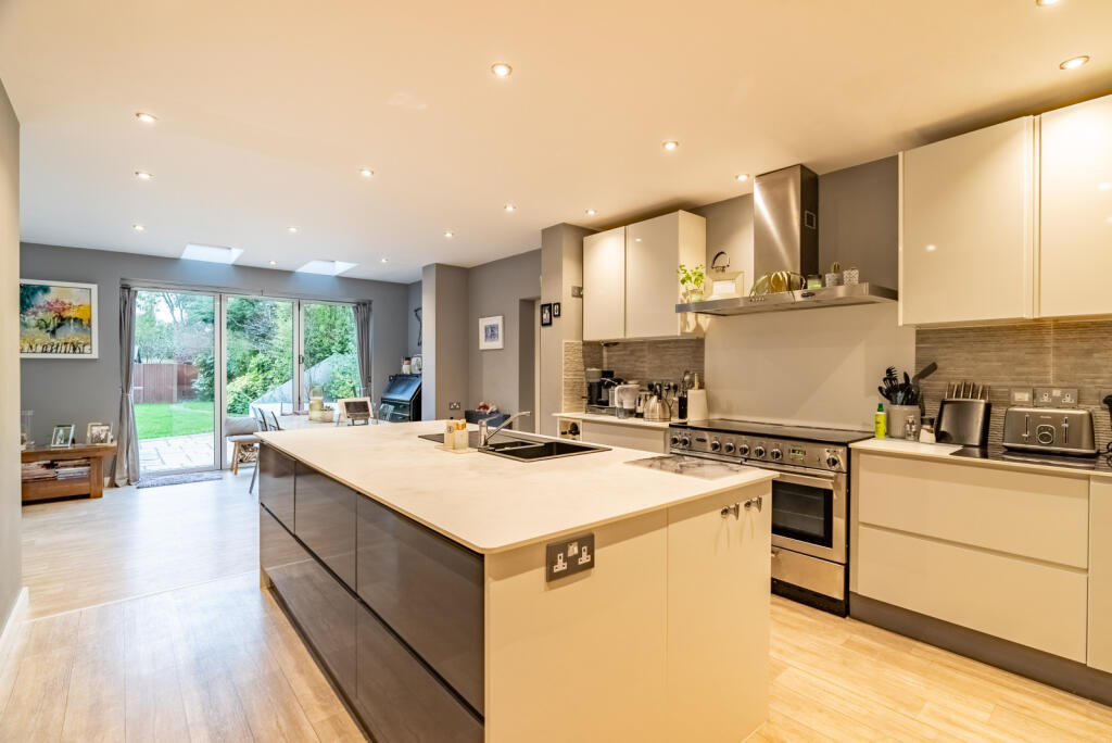 Additional image 4 of St. Stephens Avenue, St. Albans, Hertfordshire, AL3