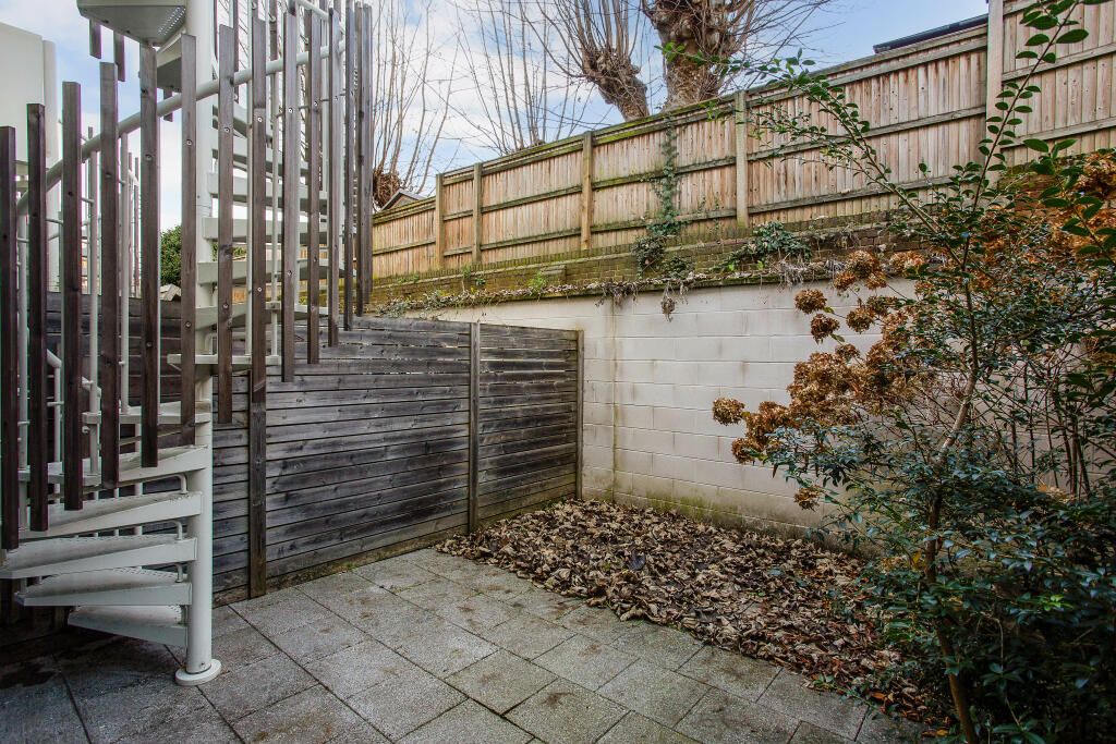 Additional image 8 of Gabriel Square, St. Albans, AL1