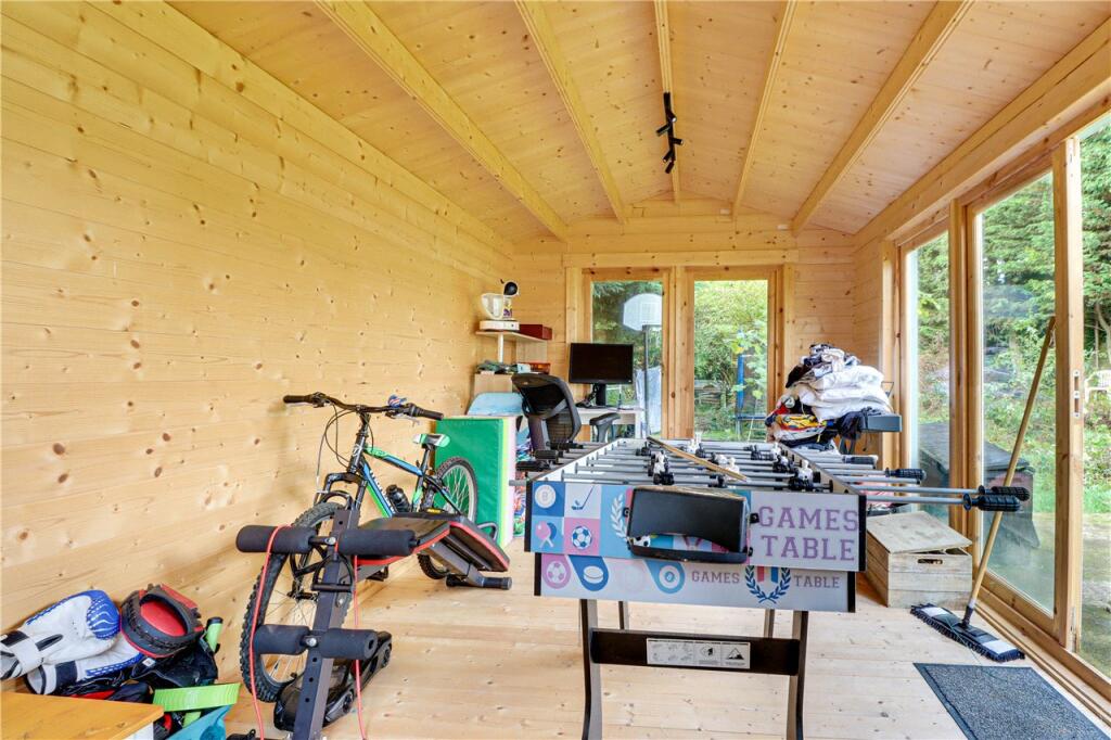 Additional image 11 of Longfield Road, Harpenden, Hertfordshire, AL5