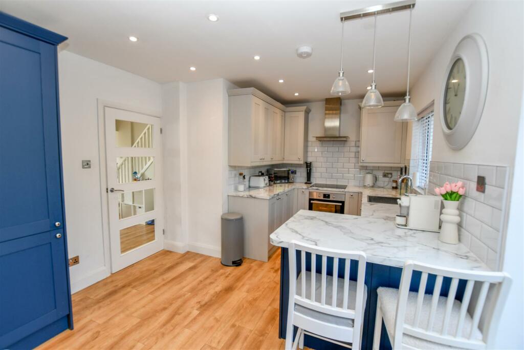Additional image 5 of Napsbury Avenue, London Colney, St. Albans