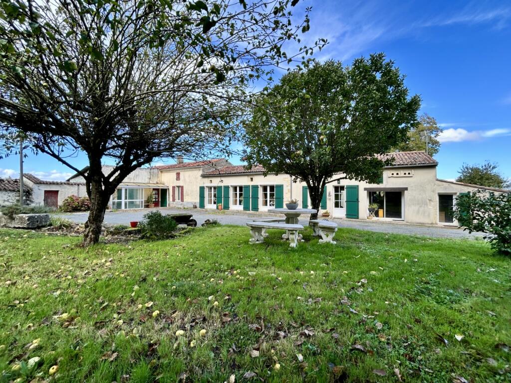 Additional image 2 of 17260 gemozac, France