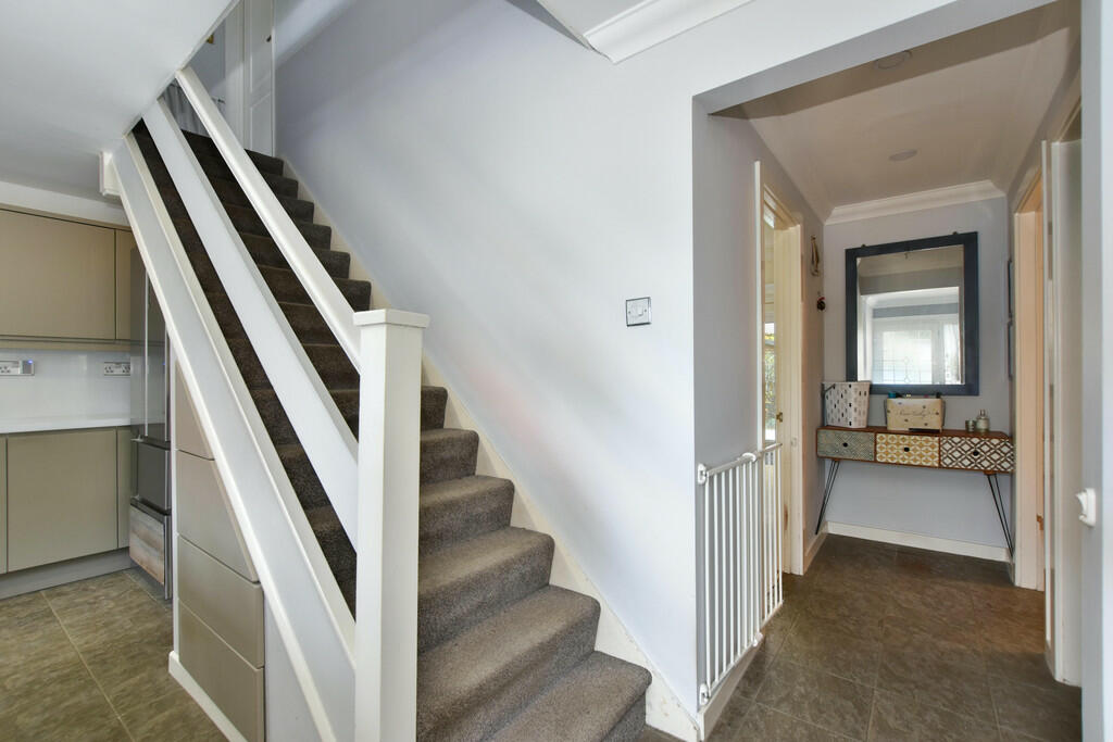 Additional image 18 of Moss Side, Bricket Wood AL2 3SU