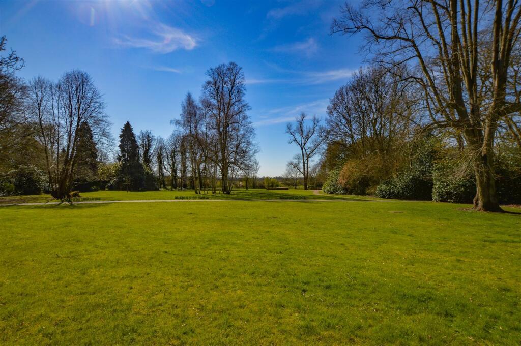 Additional image 14 of Beningfield Drive, Napsbury Park, St. Albans, AL2