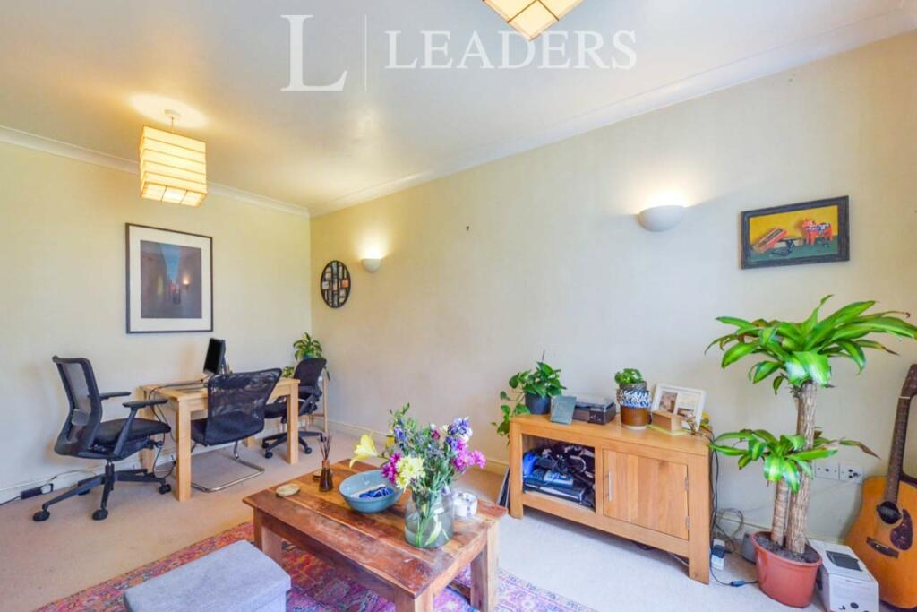 Additional image 3 of Milliners Court