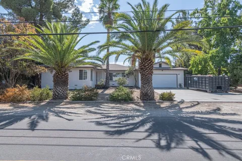 41685 Crest Drive, Hemet, CA 92544