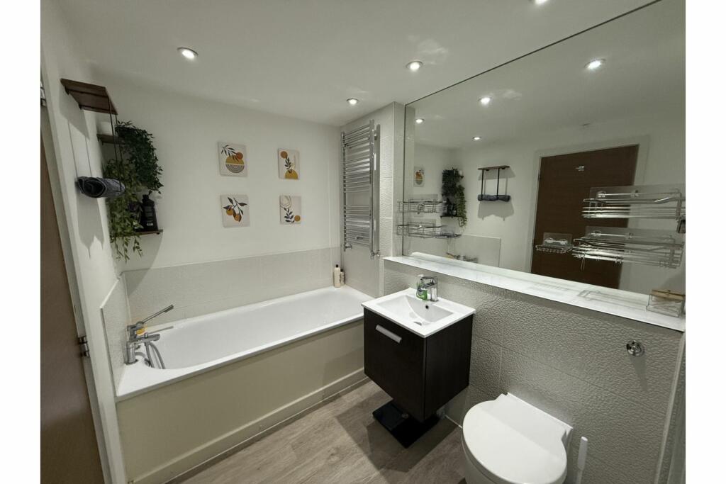 Additional image 23 of Mundells, Welwyn Garden City, AL7