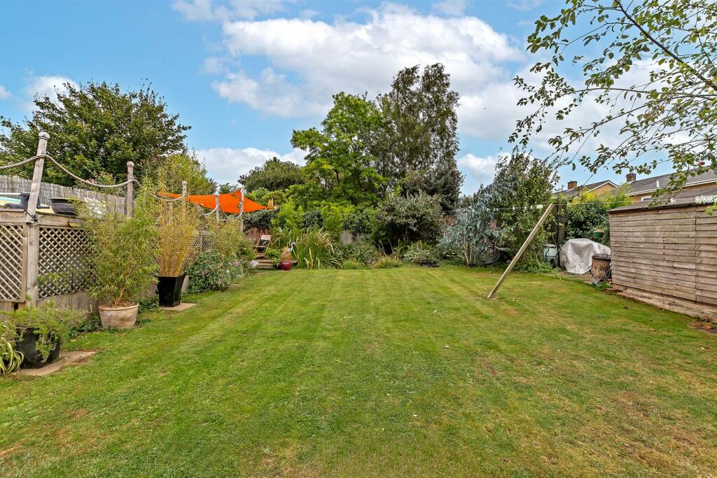 Additional image 5 of Roe Green Close, Hatfield