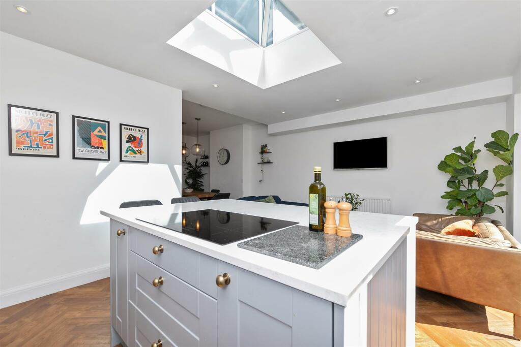 Additional image 9 of Francis Avenue, St. Albans