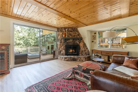 43544 Ridge Crest Drive, Big Bear, CA 92315