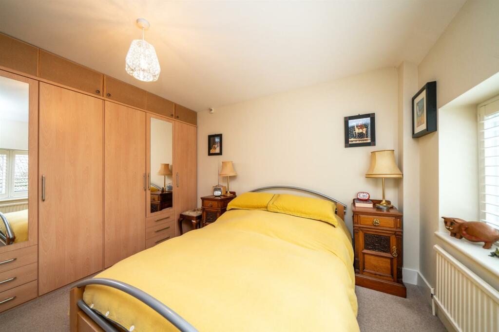 Additional image 18 of Church Crescent, St. Albans