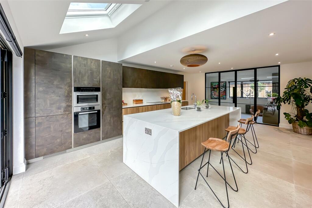 Additional image 2 of Silverwood Barns, St Albans Road, Sandridge, St. Albans, Hertfordshire, AL4
