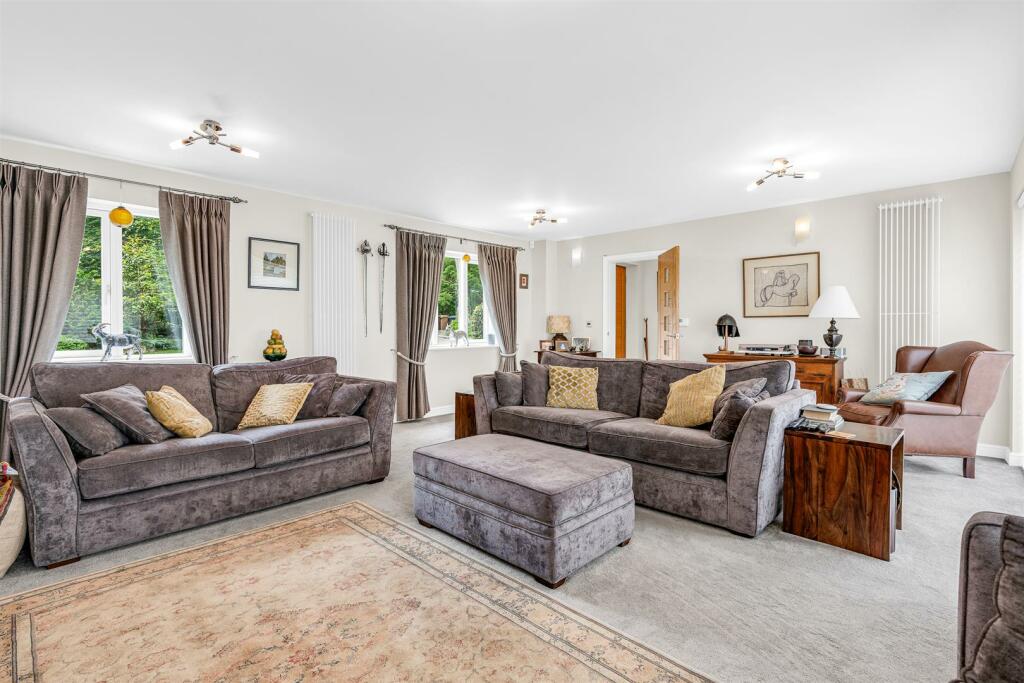 Additional image 9 of Bishops Road, Tewin, Welwyn