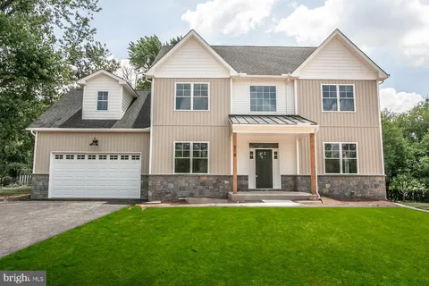 218 Lauman Avenue, Trooper, PA 19403