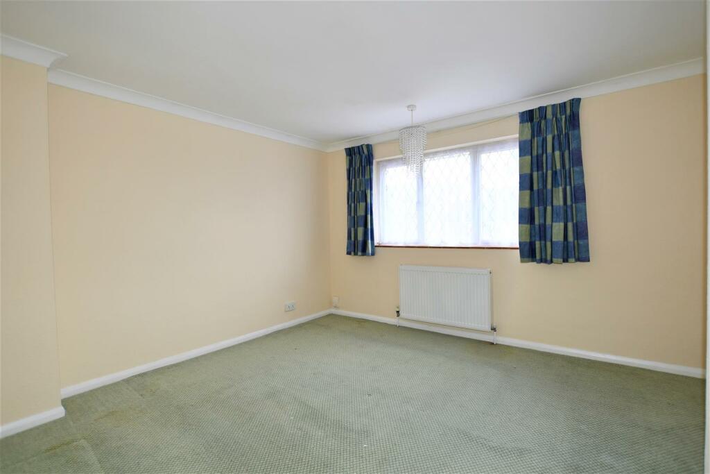 Additional image 5 of Hamilton Close, Bricket Wood