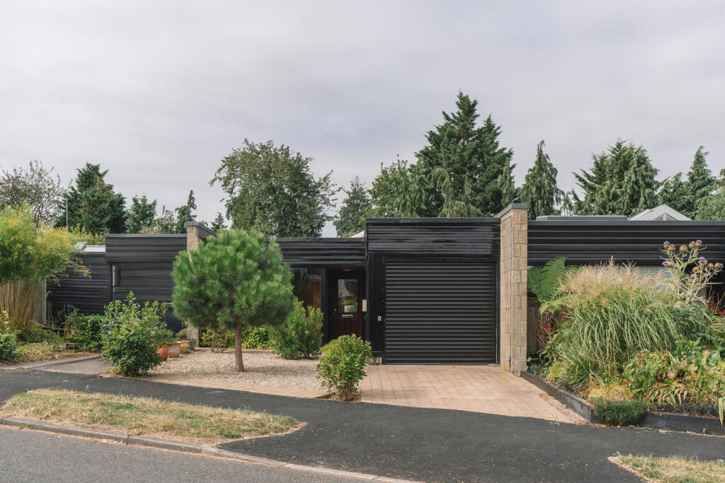 Additional image 3 of The Ryde, Hatfield, Hertfordshire