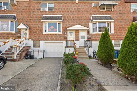 3834 Salina Road, Philadelphia, PA 19154