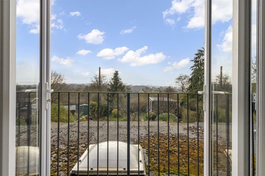 Additional image 12 of Westland Drive, Brookmans Park