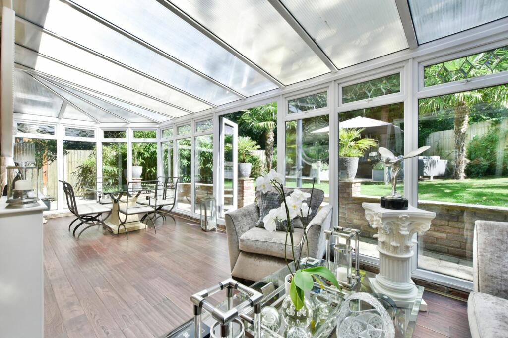 Additional image 4 of Newlyn Close, Bricket Wood, AL2