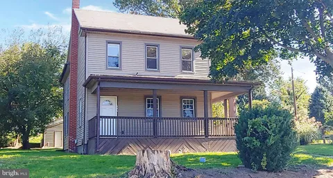 Primary image of 1886 Water Street, Washington Boro, PA 17582