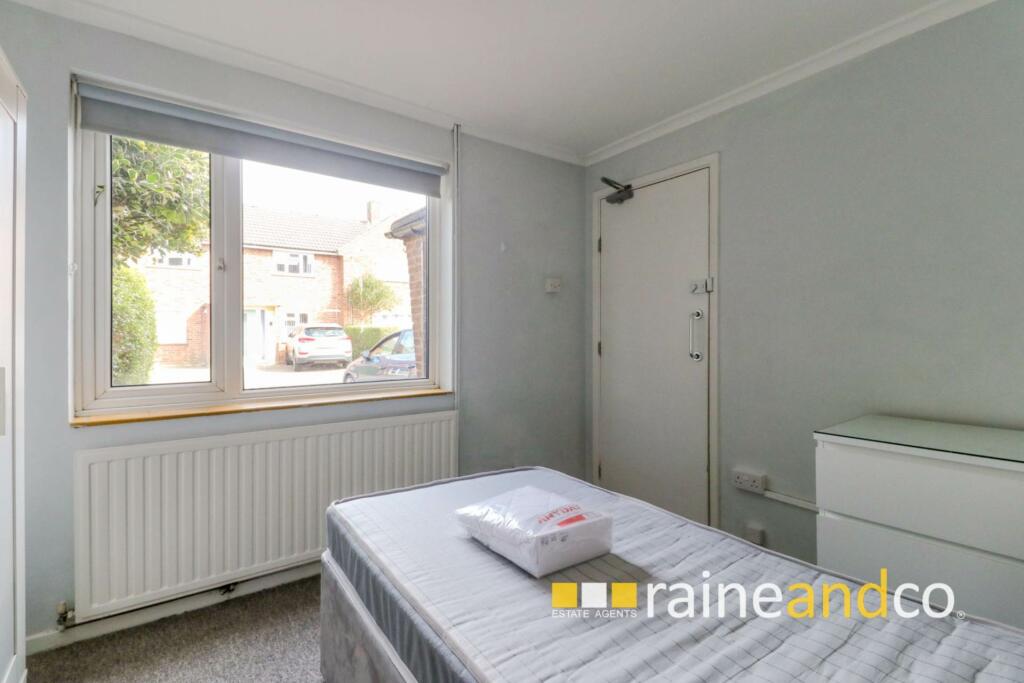 Additional image 7 of Holly Close, Hatfield