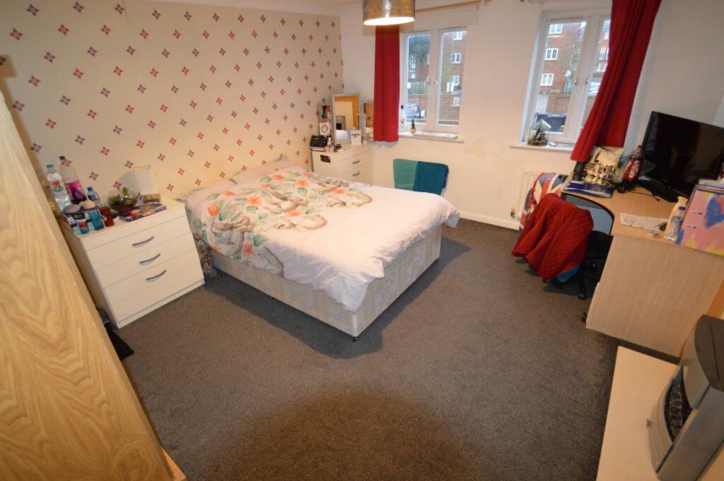 Additional image 2 of Mosquito Way