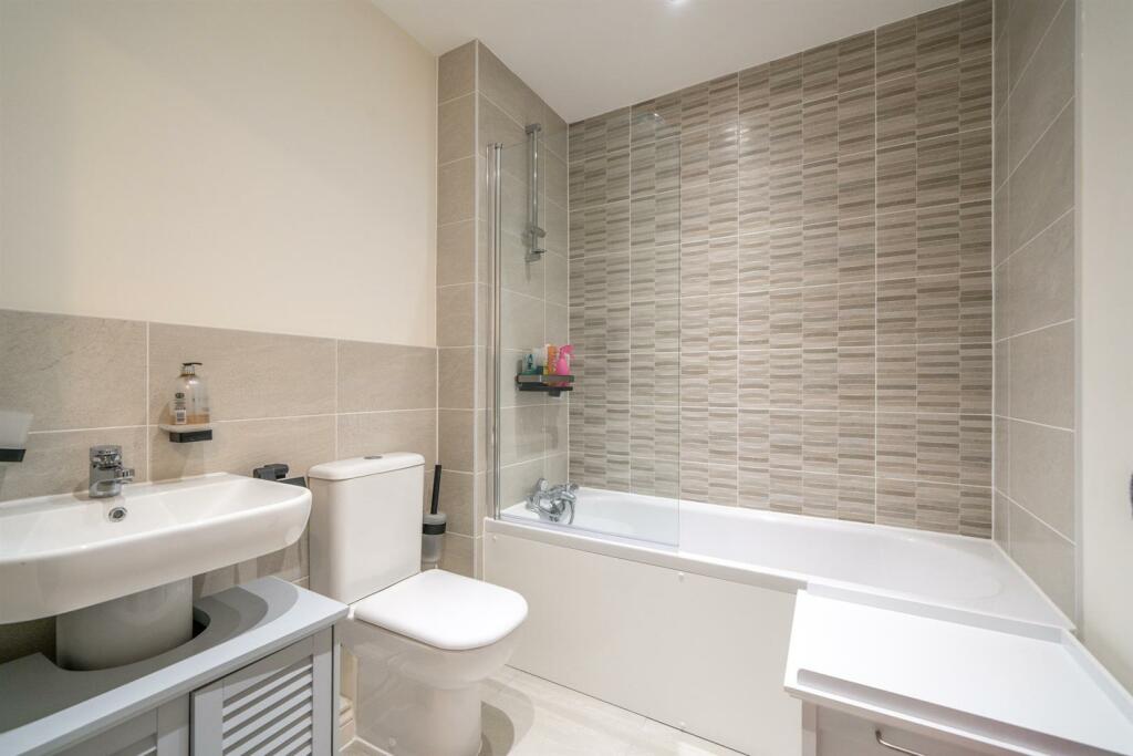 Additional image 10 of Neville Close, St. Albans