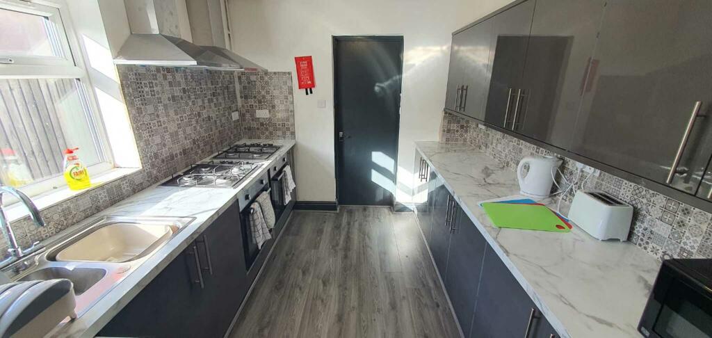 Additional image 4 of Room 5, Durham rd, Sparkhill, Birmingham B11 4LJ