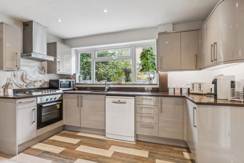 Additional image 2 of Field View Rise, Bricket Wood, St. Albans, Hertfordshire