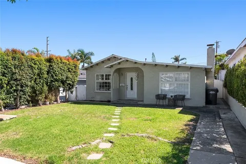 858 Avenue C, Redondo Beach, CA 90277