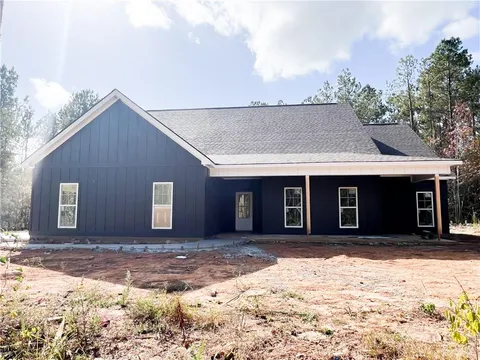 Primary image of 1220 Lee Rd 187, Opelika, AL 36804
