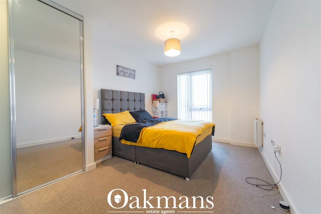 Additional image 8 of Lincoln Apartments, Lexington Gardens, B15