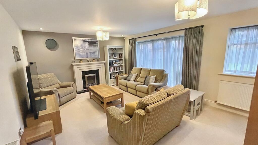 Additional image 4 of Robin Hood Lane, Hall Green